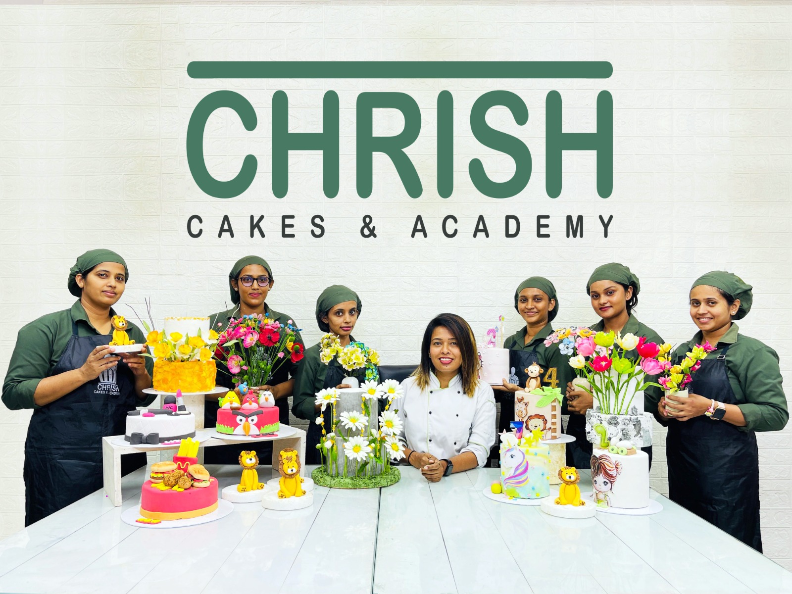 DIPLOMA IN CAKE DECORATOR